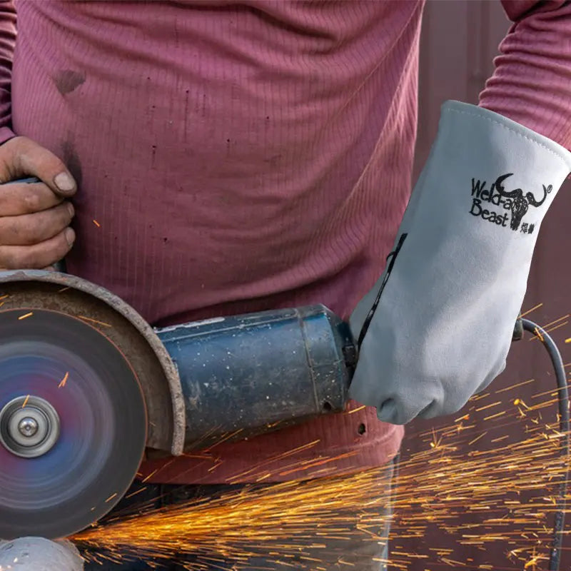 Extended Welding Gloves – Fireproof, Heat-Insulating, and Scald-Resistant - Image 3