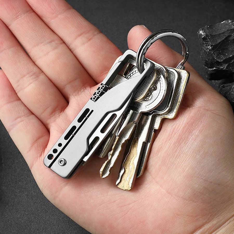 Multifunctional Titanium Alloy Keychain Mini Knife – Compact and Durable - Image 5