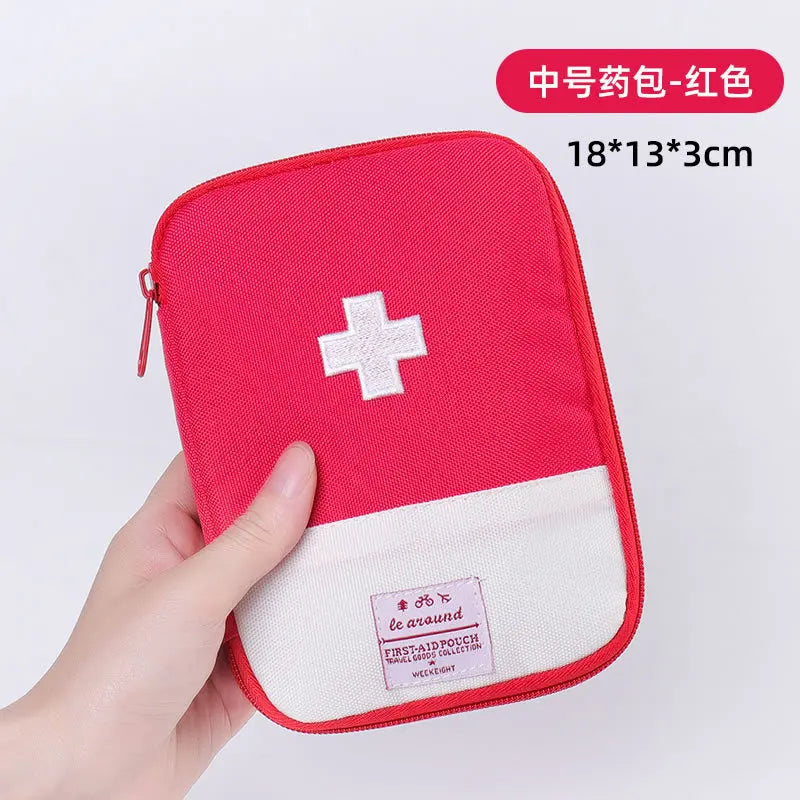 Portable Medium Bag First Aid Pouch – Essential Survival Kit for Emergencies - Image 9