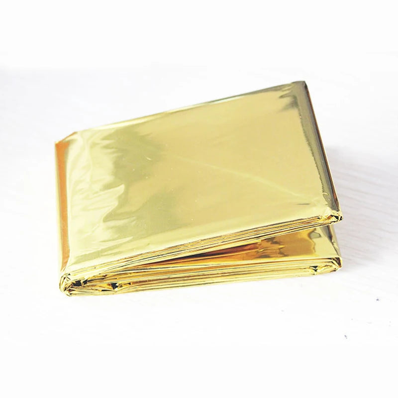 Folding Emergency Blanket – Essential Outdoor Survival Gear - Image 6